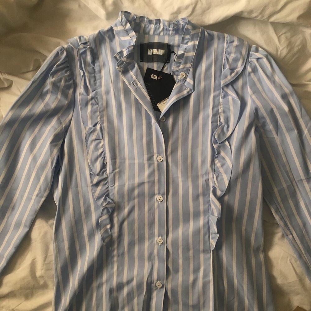 Reformation Etta Top in Lydia 💙 Size Medium